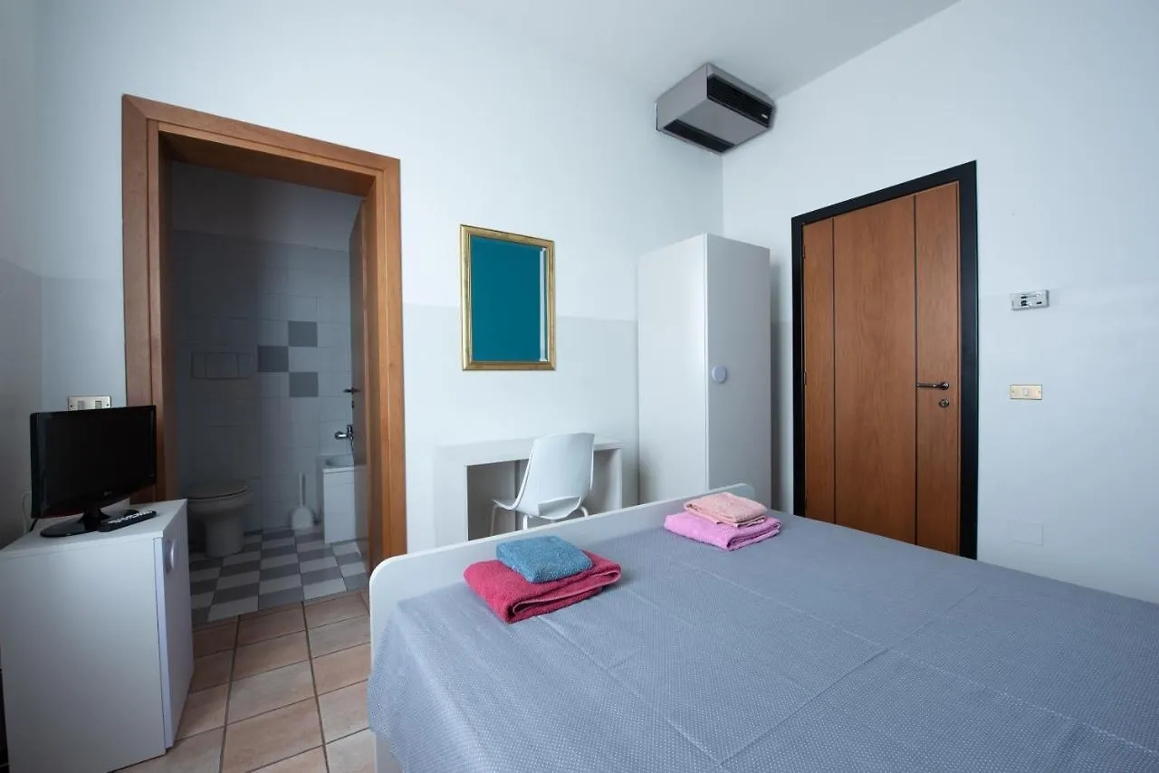 Ξενοδοχείο Albergo La Rovere Roverbella